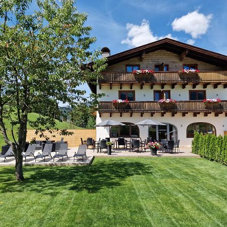 Hotel Pension Annerlhof Maria Alm am Steinernen Meer Buitenkant foto