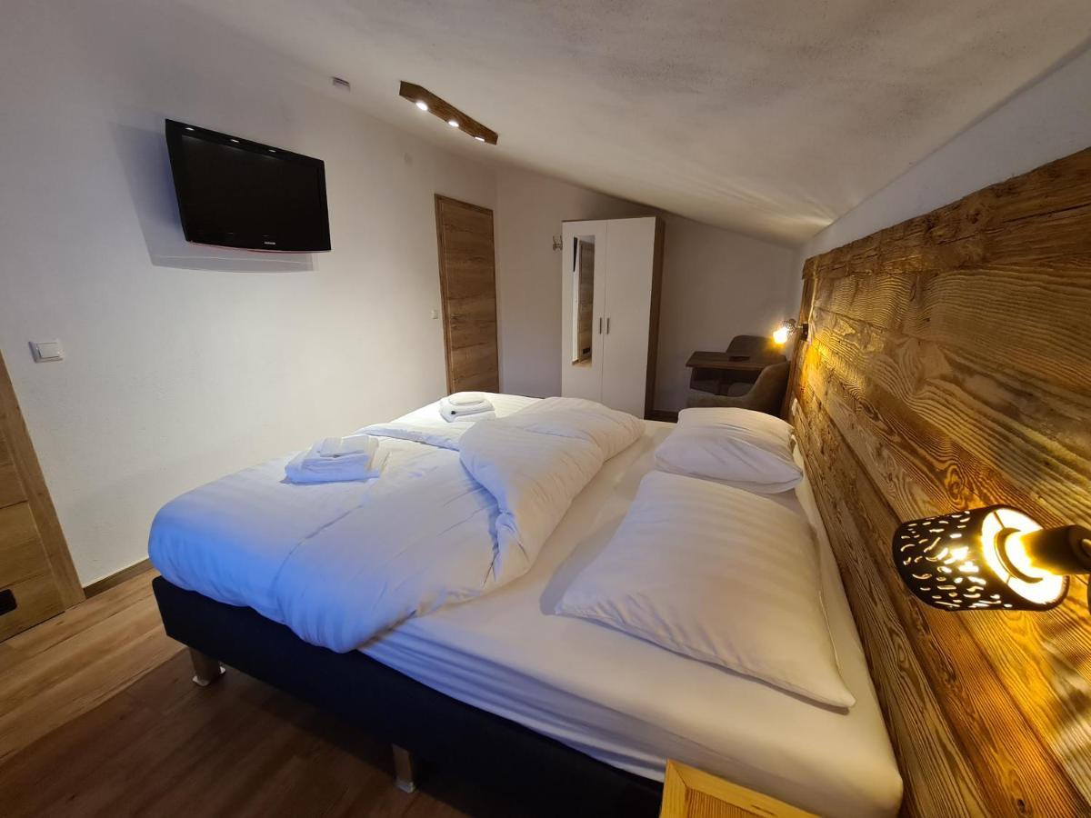 Hotel Pension Annerlhof Maria Alm am Steinernen Meer Buitenkant foto